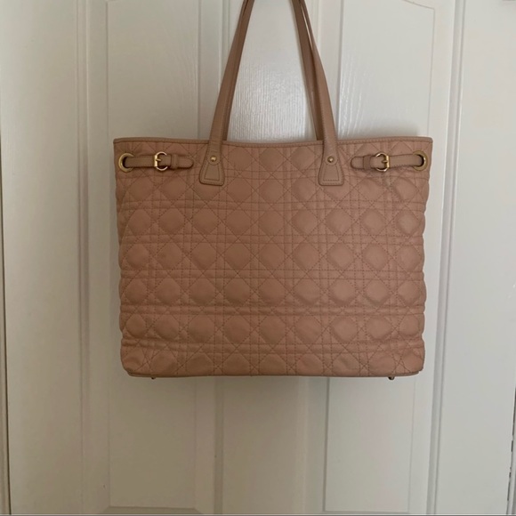CHRISTIAN DIOR CANNAGE QUILTED TOTE BAG - Picture 5 of 13